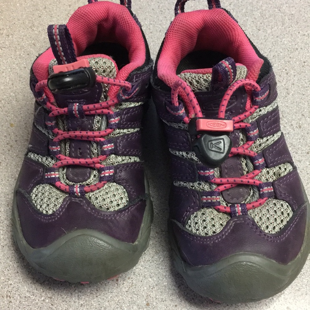 Keen toddler hiking boots